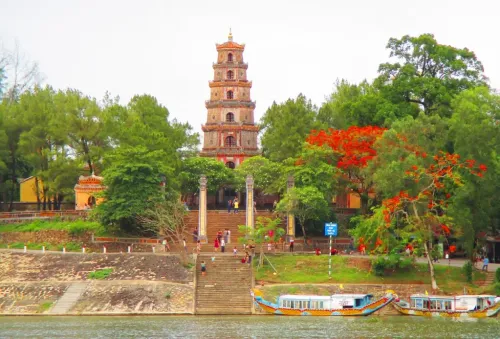 R222- ĐÀ NẴNG-HỘI AN- BÀ NÀ HILLS - HUẾ- SƠN TRÀ( 4N3Đ)